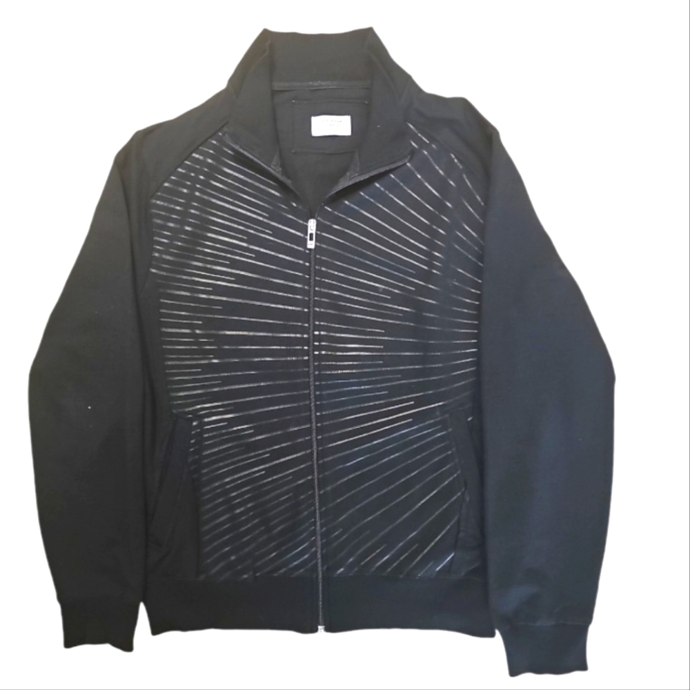 Men Checked Regular Fit Running Jacket.
